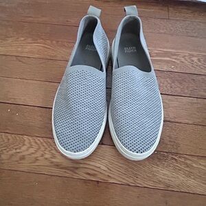 Eileen Fisher Women’s Light Gray Slip-On Sneakers
